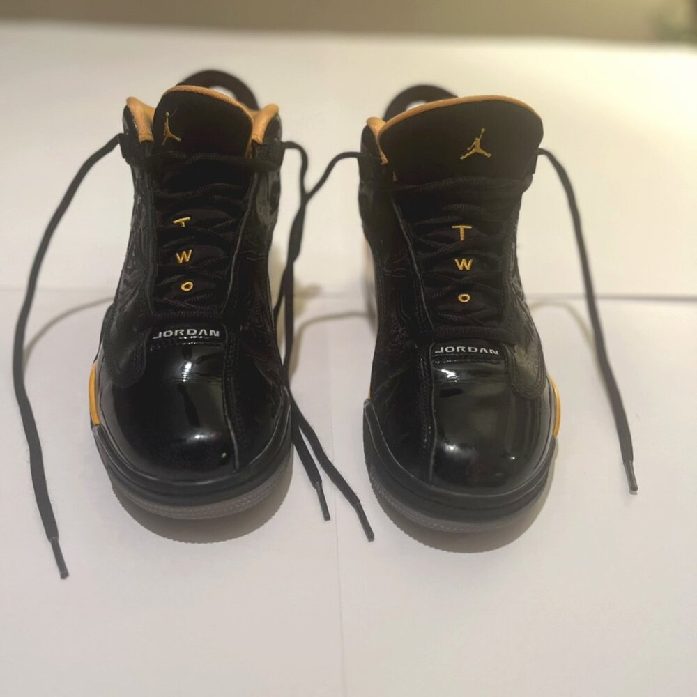 JORDAN DUBS BLACK AND YELLOW